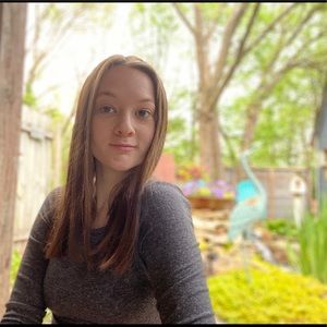 Meet your Posher, Abby